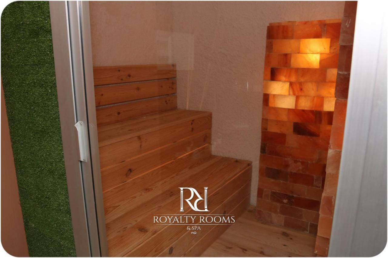 Royalty Rooms & Spa Neapol Exteriér fotografie