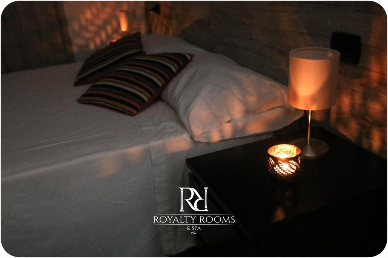Royalty Rooms & Spa Neapol Exteriér fotografie