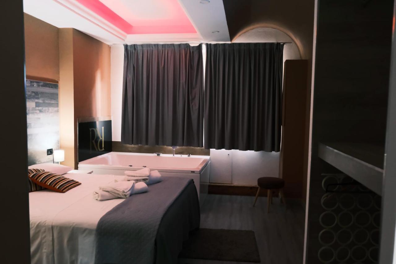Royalty Rooms & Spa Neapol Exteriér fotografie