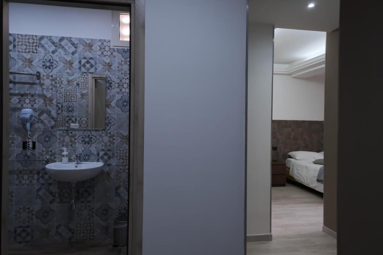 Royalty Rooms & Spa Neapol Exteriér fotografie