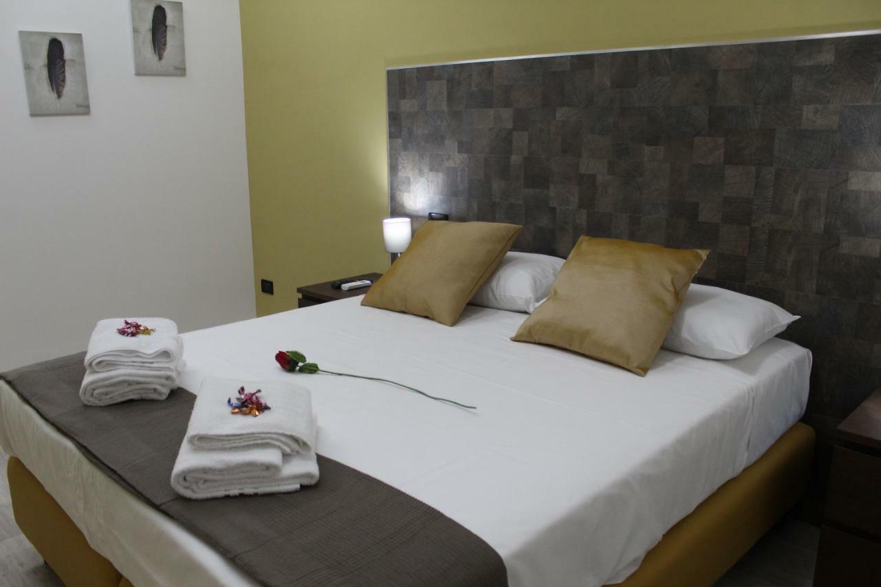 Royalty Rooms & Spa Neapol Exteriér fotografie